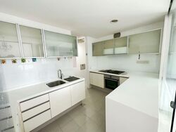 Greenleaf Drive (D10), Condominium #568895091